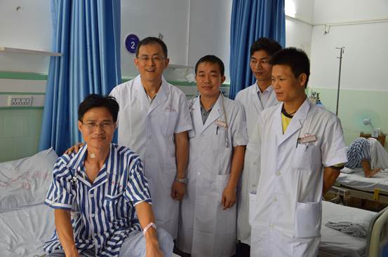三亚市人民医院成功实施院首例高难度肺叶切除手术
